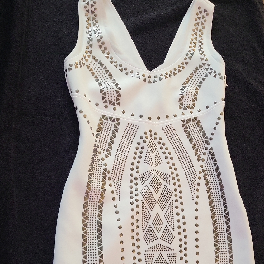Bebe White Bodycon Mini Dress Sz M with Silver & Gun Metal  Accents (Strecthy)